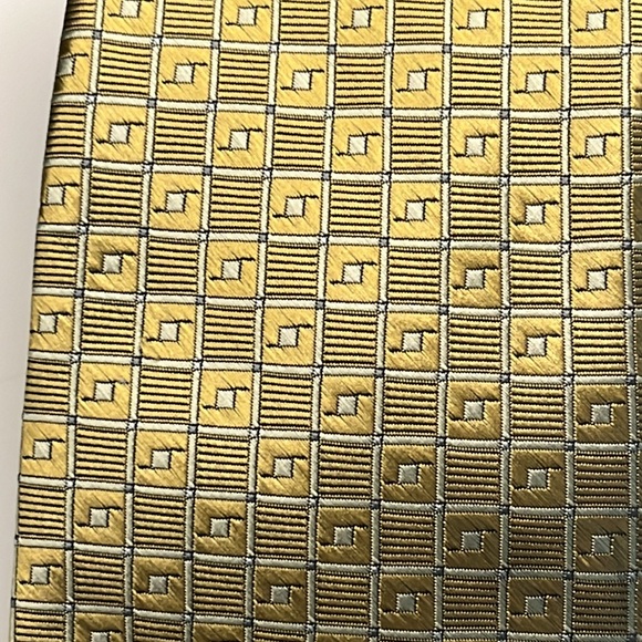 David Taylor Gold Patterned Tie - Picture 8 of 8